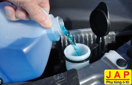 Nước làm mát ô tô bao lâu thay 1 lần? công dụng chính của nước làm mát là gì?